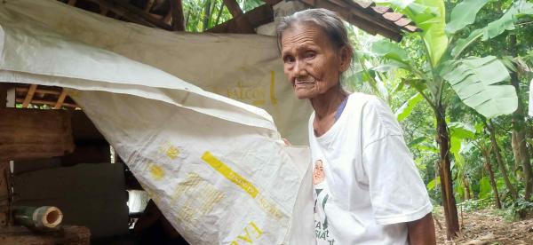 Kisah Pilu Nenek Desti di Banjarharjo Brebes, Hidup Bersama Anaknya yang ODGJ 