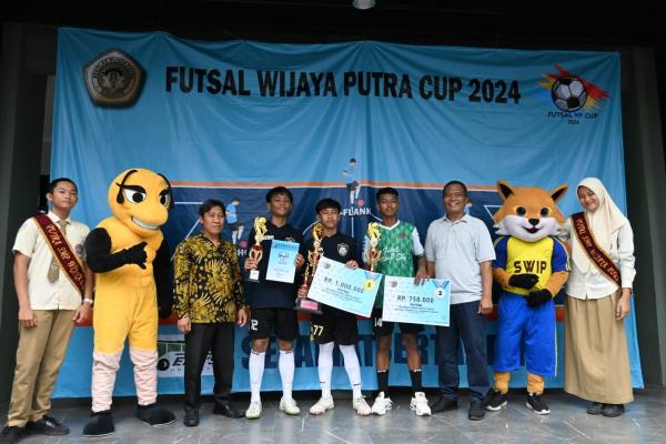 Eksistensi Sekolah Wijaya Putra Surabaya Tak Diragukan, Gelar Lomba Futsal, Peserta Membludak