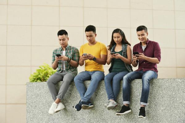 Media Sosial Menjadi Jembatan Meraih Suara Anak Muda, Masyarakat Diminta Bijak Gunakan Medsos