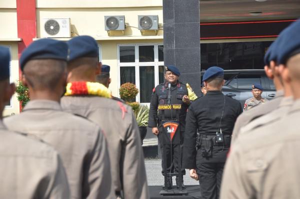 Perkuat Pengamanan Pemilu, Brimobda Riau Terima Bintara dan Tamtama Lulusan Pusdik Brimob