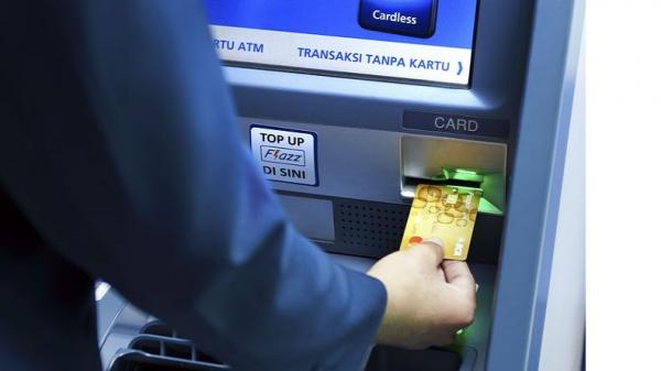 3 Cara Mudah Mengurus Kartu ATM yang Tertelan Mesin, Nomor 2 Mendatangi Kantor Bank