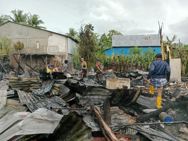 3 Rumah Panggung di Jeneponto Ludes Terbakar, Kerugian Ditaksir Rp 300 Juta