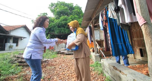 PT Chandra Asri Gerak Cepat Salurkan Bantuan Sembako hingga Layanan Kesehatan Gratis Warga Terdampak