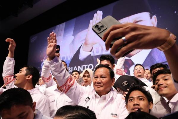 Survei LSI Terbaru Sebut Suara Prabowo-Gibran Tertinggi, Peluang Pemilu Satu Putaran