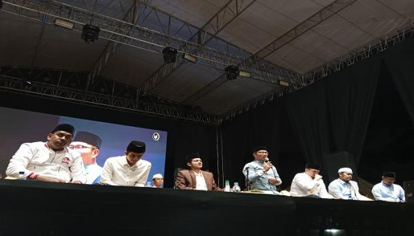 Hadiri Sholawat untuk Indonesia Maju di Bandung, Ridwan Kamil: Rakyat Jangan Sampai Buta Politik