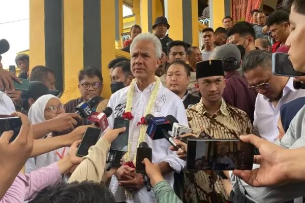 Bertamu ke Istana Maimun Medan, Ganjar Diskusi Hangat Bersama Sultan Deli 