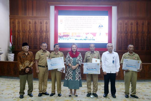109 Pegawai Pemkot Semarang Pensiun, Mbak Ita: Terima Kasih atas Dedikasi dan Pengabdiannya
