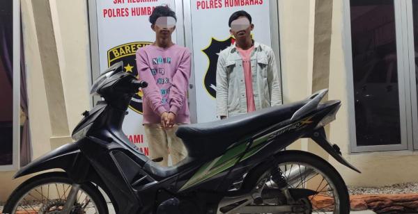 Polres Humbahas Tangkap Pelaku dan Penadah Pencuri Sepeda Motor Karyawan Swasta 