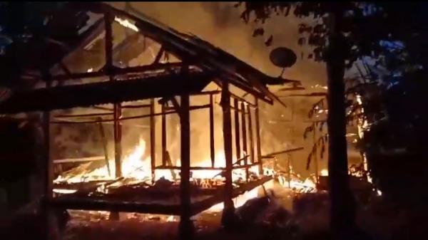 Rumah Terbakar di Cibitung Pandeglang, 3 Motor dan Uang Tunai Rp10 Juta Ludes