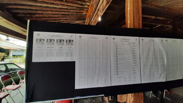 Surat Suara Simulasi Pemilu Bikin Bingung Warga, Kolom Presiden Ada 4 Kotak