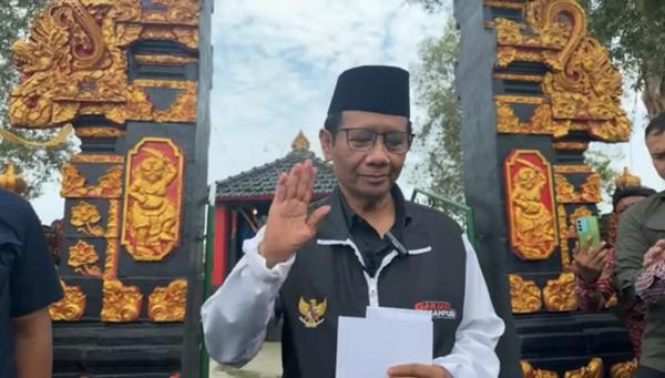 Menko Polhukam Mahfud MD Akan Serahkan Langsung Surat Pengunduran Diri kepada Jokowi