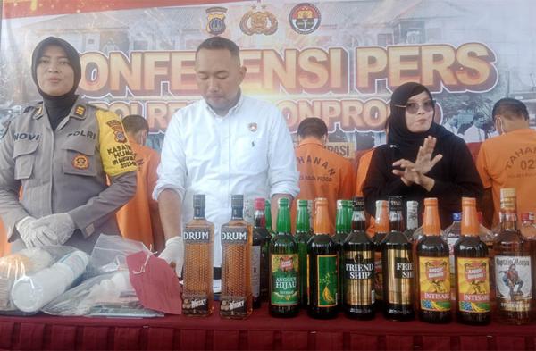 Polres Kulonprogo Tetapkan 13 Tersangka Pengedar Psikotropika dan Miras selama Masa Kampanye