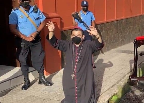 Diktator Daniel Ortega Bebaskan 2 Uskup dan 15 Pastor dari Penjara