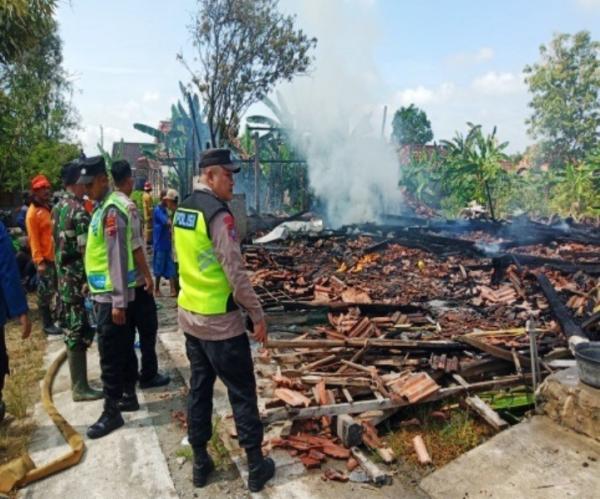Rumah dan Kandang Sapi di Karangrayung Grobogan Terbakar, Gegara Nyala Obat Nyamuk