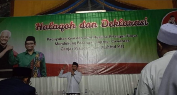 Ganjar-Mahfud Dapat Dukungan Ribuan Kiai-Guru Ngaji se Jawa Timur