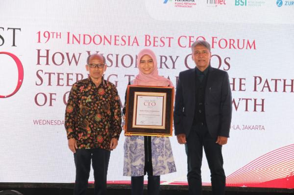 Agrinesia Raya Raih Penghargaan Best CEO in Emerging Growth Company 2023