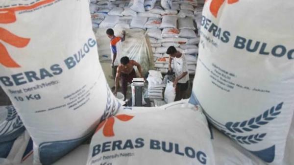 Duh! Harga Beras Bulog Naik Rp1.800 per Kilogram di Kalimantan