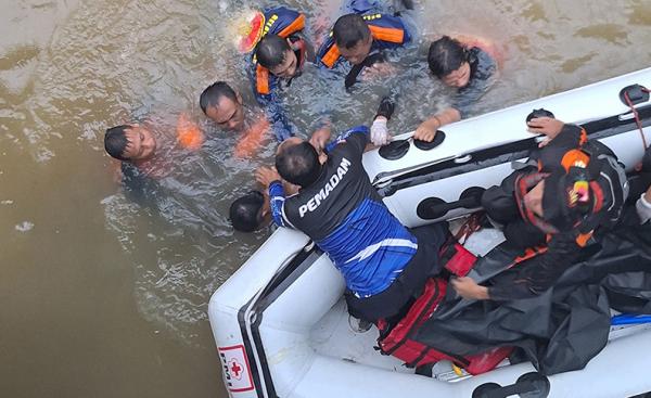 Pekalongan Gempar, Remaja Ditemukan Tewas Tersangkut di Dasar Sungai Loji