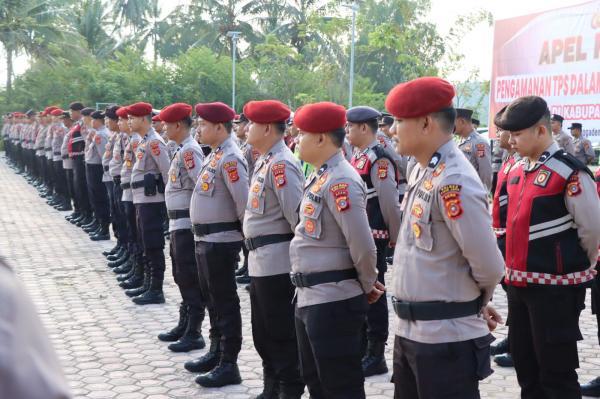 Jaga Netralitas Personel, Kapolres Pidie Jaya Pimpin Apel Kesiapan Pengamanan TPS