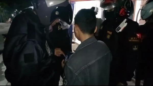 Tunggu Musuh untuk Tawuran, Lima Remaja Diamankan Tim Patroli Presisi Polsek Sukmajaya