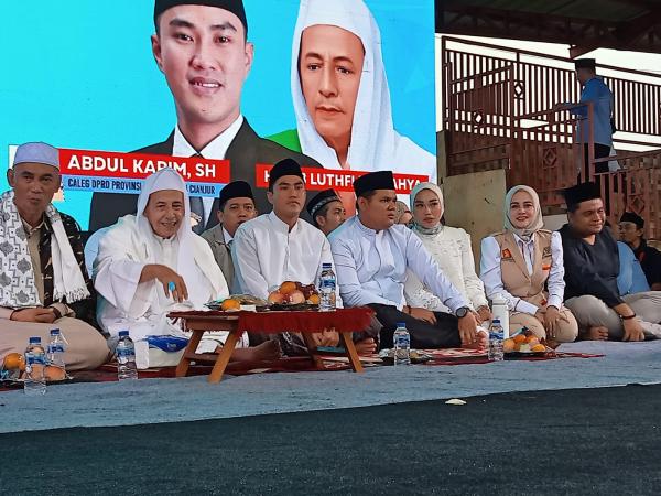 Ribuan Warga Cianjur Gelar Istighosah Bersama Habib Lutfhi