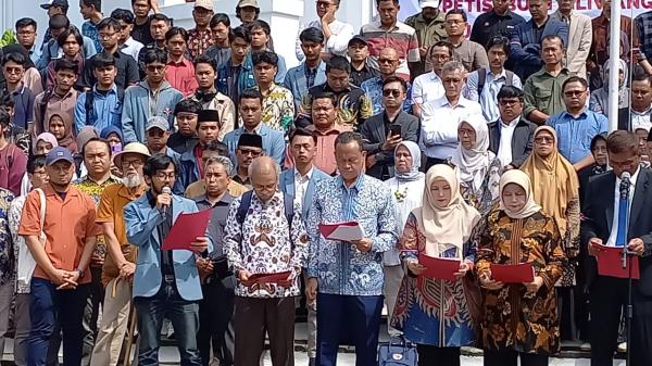 UPI Bandung Suarakan Petisi Bumi Siliwangi Kritik Jokowi: Cawe-cawe Politik Rusak Bingkai Kebangsaan