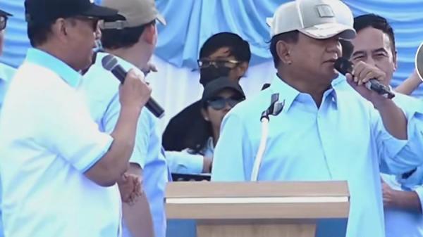 Di Kampung Ibunya, Prabowo Ajak Ribuan Warga Nyanyikan Lagu Ambon Sio Mama