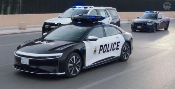 Dilengkapi AI dan Drone Bisa Lacak Penjahat, Arab Saudi Luncurkan Mobil Polisi Canggih