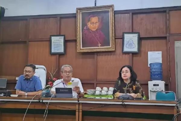 Kampus Kritik Pemerintah, Rektor Unika Soegijapranata Diminta Buat Testimoni Kinerja Positif Jokowi