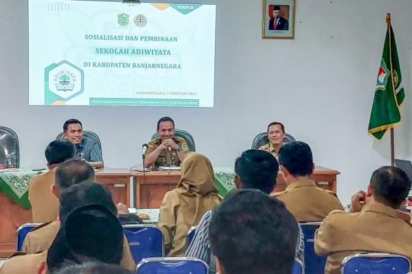 Dorong Warga Sekolah Peduli Lingkungan dengan Adiwiyata