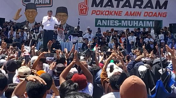 Anies Sindir Kubu Sebelah Pakai Spanduk Dibiayai Jakarta: Kita dari Keringat Rakyat