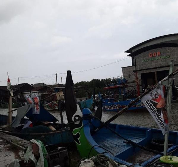 Cara Unik Relawan Ganjar Jaritangan di Rembang,  Kibarkan Bendera di Perahu Nelayan di Rembang