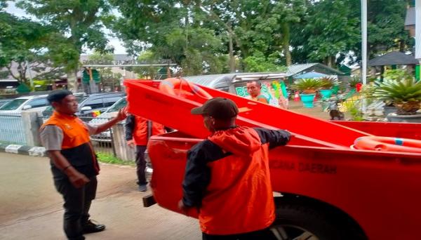Kesiapsiagaan Jelang Pemilu, BPBD Kabupaten Bandung Mulai Distribusikan Peralatan Kebencanaan