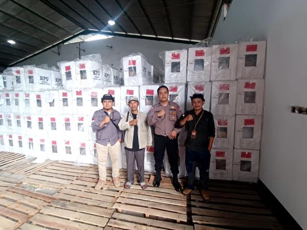 Kecamatan Tanggeung Kekurangan Logistik Kotak Suara