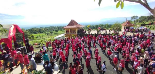 Relawan Masif Kampanyekan Ganjar-Mahfud di Kuningan, Sebut Sosok yang Merakyat