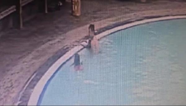 Terekam CCTV, Terlihat Kekasih Tamara Tyasmara Tenggelamkan Dante di Kolam Renang
