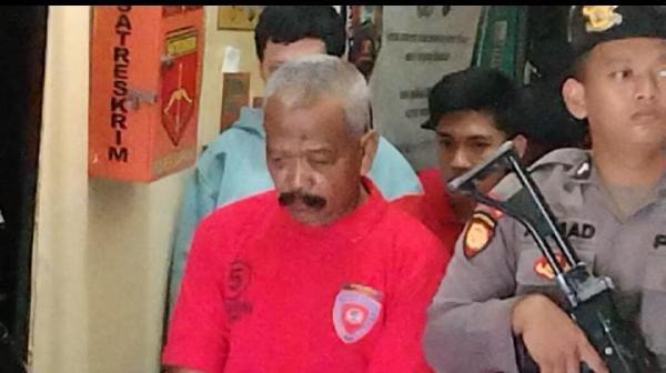 Diduga Lakukan Pelecehan, Oknum Kepala Sekolah SDN Madulang Ditahan Satreskrim Polres Sampang