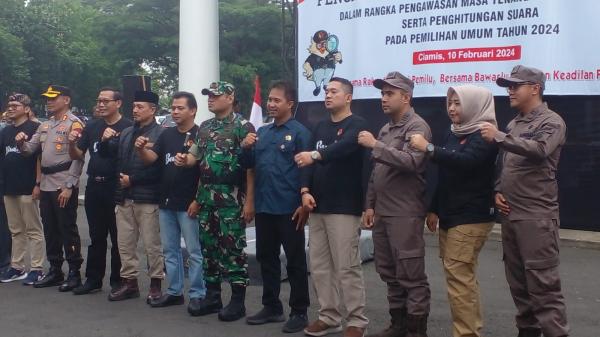 Masa Kampanye Selesai, Satpol PP Ciamis Kerahkan 155 Personel untuk Penertiban APK Parpol dan Caleg