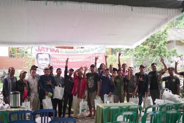 Relawan Jatim Beragam Mojokerto Gelar Diskusi Bareng Peternak Kambing Di Kecamatan Trawas Mojokerto 