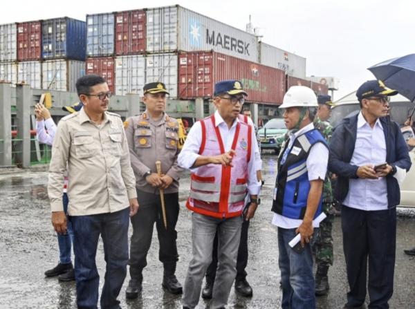 Sekda Kota Dumai Bersama Mentri Perhubungan RI Lakukan Peninjauan Pelabuhan A dan C Pelindo