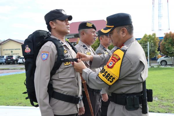 Polres Jeneponto Gelar Apel Pasukan Dalam Rangka Pengamanan TPS Pemilu 2024