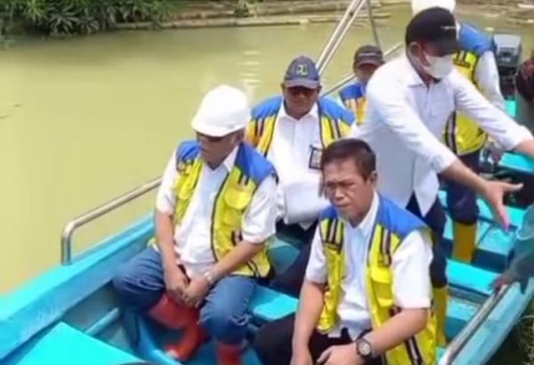 Menteri Basuki Targetkan Perbaikan Tanggul Jebol Sungai Wulan Selesai 3 Hari