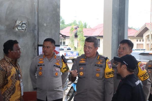 Pastikan Penghitungan Suara Pemilu Tanpa Kecurangan, Kapolres Rohul dan Tim Polda Riau Pantau TPS