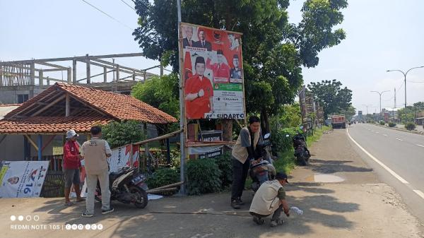 Panwascam Losari Gerak Cepat Turunkan APK di Masa Tenang