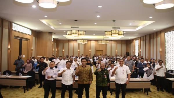 Tim Kemendagri Turun ke Papua Tengah, Monev Percepatan Realisasi APBD dan Dorong Penggunaan KKPD