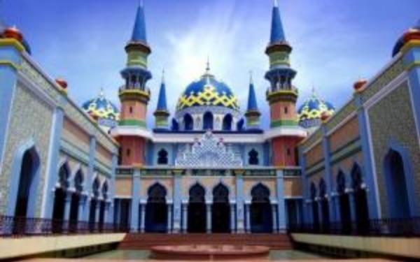 Misteri Kecantikan Masjid Agung Tuban, Tersimpan Sejarah Majapahit Kuno yang Masih Terawat Indah