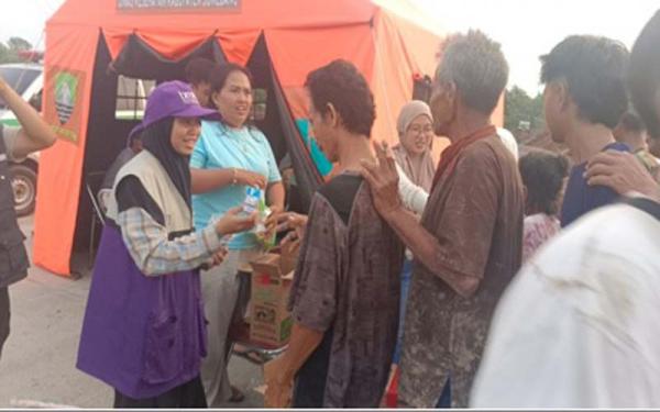 Baitulmaal Muamalat Salurkan Bantuan untuk Penyintas Banjir di Sumedang