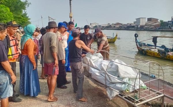 Nelayan Hilang di Tambaklorok Semarang Ditemukan dalam Kondisi Meninggal Dunia