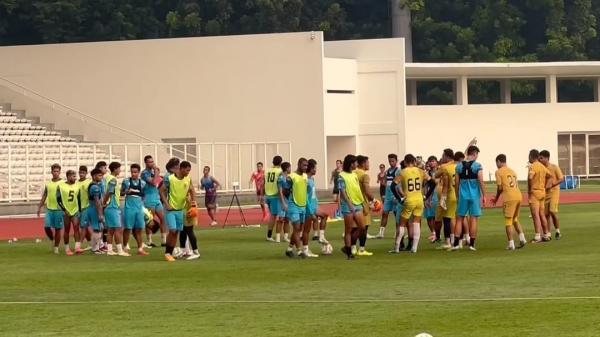 Pemain Malut United Intens Berlatih Jelang Laga Lawan Semen Padang