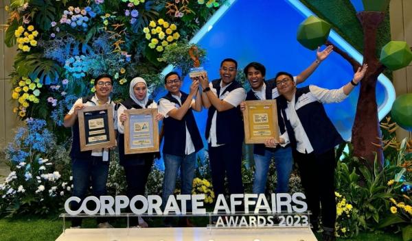 FIFGROUP Raih Juara Umum Corporate Affairs Awards 2023